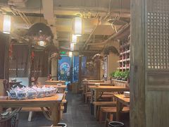 大堂-泥糊破店小酒馆·团建聚餐(南京西路店)