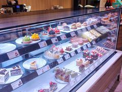 -巴黎贝甜(大宁国际商业广场店)