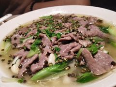 花椒嫩牛肉-渝信川菜 · 川味家常菜(长安店)