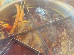 -成都玉林串串香火锅(三八店)