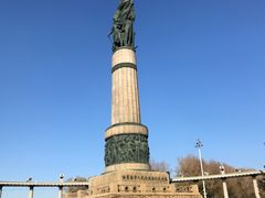 -人民防洪胜利纪念塔