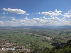 -鸡鸣山旅游风景区