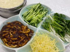 新京酱肉丝-老北方食府(皇岗店)