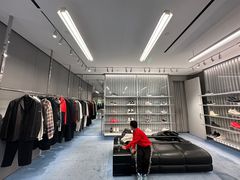 -BALENCIAGA(德基广场店)
