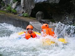 -虎啸峡漂流