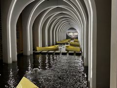 -涨巢·潮玩水疗局