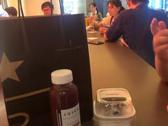 -星巴克臻选(上海合生汇1F店)