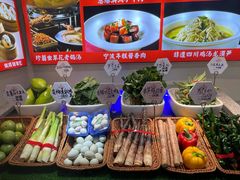 -鸽子侯·家宴·平价海鲜(市图书馆店)