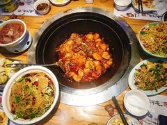 -山河屯铁锅炖(哈西站店)