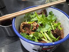 坨坨牛肉面-山城盅盅面