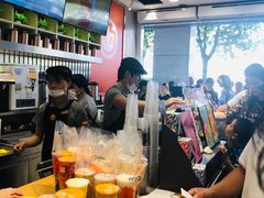 -CoCo都可(湖滨银泰店B区店)