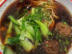 招牌狮子头面-面春山·传统老卤面(天隆寺店)
