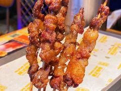 -威记烧嘢·南宁烧烤·超级生牛(绿地店)