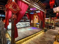 -老滇山寨•云南特色菜•地方菜•民族风情歌舞表演(金碧店)