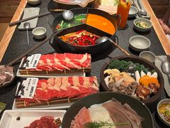 -三出山火锅(南京万象天地店)