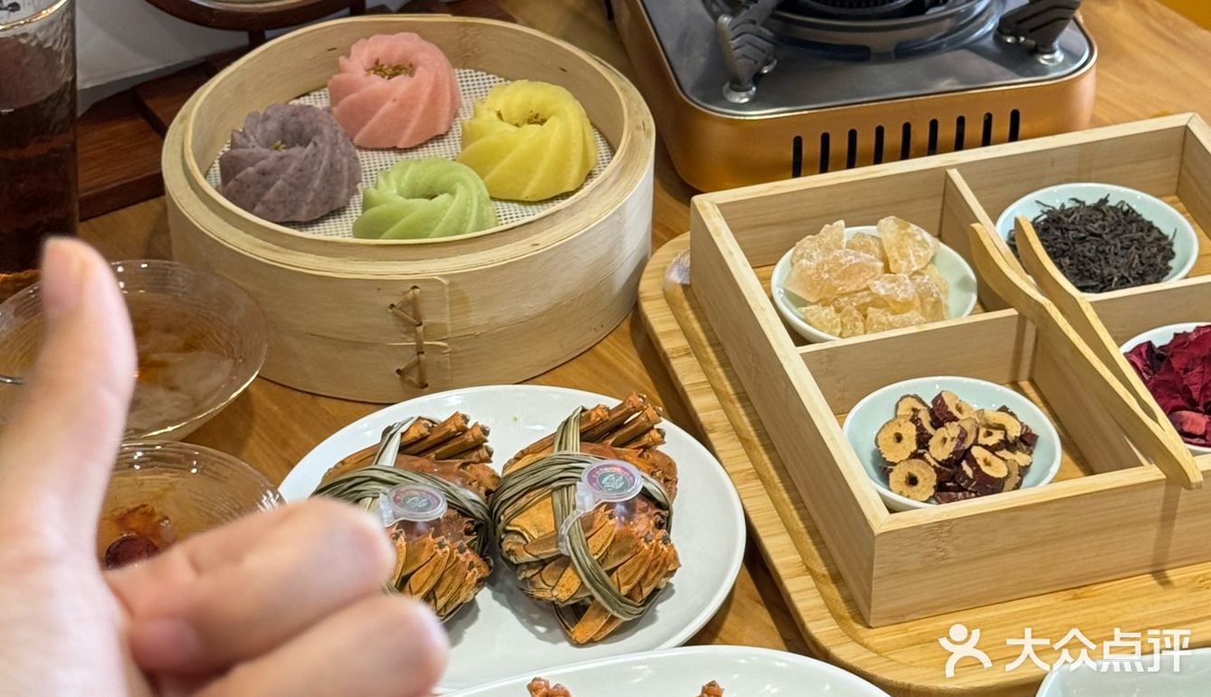 南京的！！谁懂这一桌含金量….