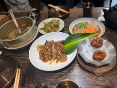 -魁盛居百年鲁菜馆(县西巷店)