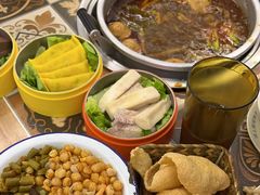 -顶上头·螺蛳火锅(五一新村店)