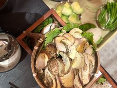 -芸鲜季·云南野生菌餐厅· 云南风物味研社(闵行店)