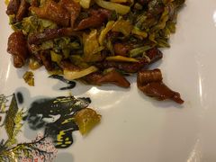 酸菜炒鹅肠-和膳居饮食有限公司