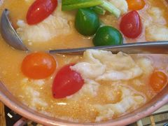 版纳野果酸汤鱼-云海肴·汽锅鸡·云南菜(苏州中心店)