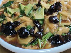 -溢心园香河肉饼总店