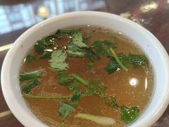 -谢老五跷脚牛肉·非遗传承店