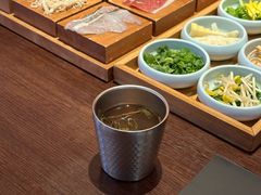 -银米·云南传统过桥米线(双廊黑金冠店)