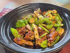-牛头鱼庄·地道广西菜(西明店)
