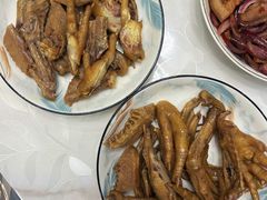 -王浩儿纪六孃甜皮鸭(乐山总店)