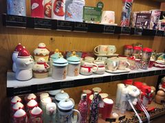 -星巴克臻选(莘庄仲盛店)