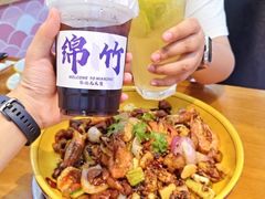 -休记光头香辣蟹干锅(绵竹店)