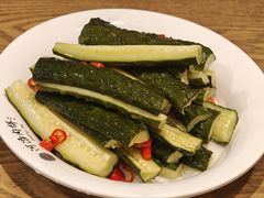 酸黄瓜条-河沿肉饼Beijing Pie(锡拉胡同店)