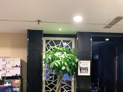 精品烤鸭-皇城根·鲁菜济南菜·吊炉烤鸭·炒鸡鱼头(济南旗舰店)