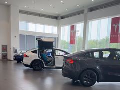 -TESLA 特斯拉(北京南四环中路特斯拉中心)