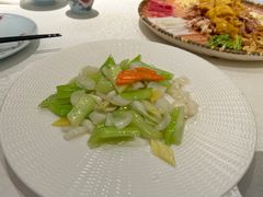-维园悦谱·海派家常菜(乌鲁木齐南路店)
