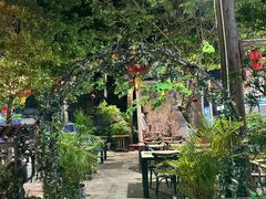 -花溪雨·森林餐厅(石基店)