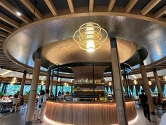 -茅草房·河畔园林火锅