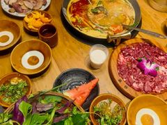 -贵府酸汤牛肉火锅·贵州老字号(飞山街店)