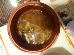 -新大咀港式茶餐厅(宝山万达店)