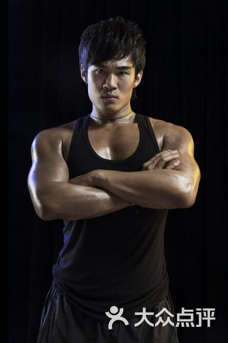 一小时健身营养工作室(望京新世界店)教练主管原天涛图片 - 第215张
