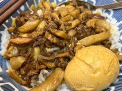 -红猪卤肉饭(大西洋美食城店)