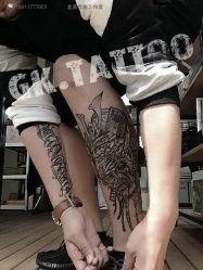 -怪咖纹身刺青