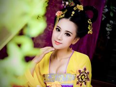 -九月鹰飞汉服摄影工作室