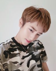 -HAIR HERE造型
