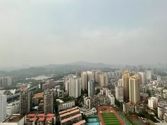 -广州中心皇冠假日酒店