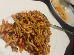 鱼香肉丝-梅龙镇酒家(南京西路总店)
