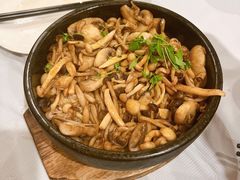 有机杂菌石锅焗饭-富瑶新派粤菜馆