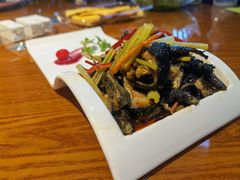 -乡村馕坑肉·烧烤·新疆菜·本地人更爱吃(阿勒泰首店)