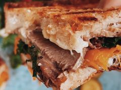 超级牛肉帕尼尼-O'mills Sourdough Bakery&Bistro(永嘉路店)
